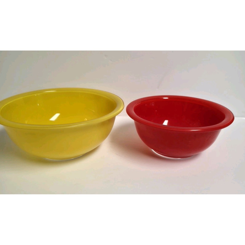 VTG Pyrex Yellow Red Glass Mixing Bowls Clear Bottom Set Of 2